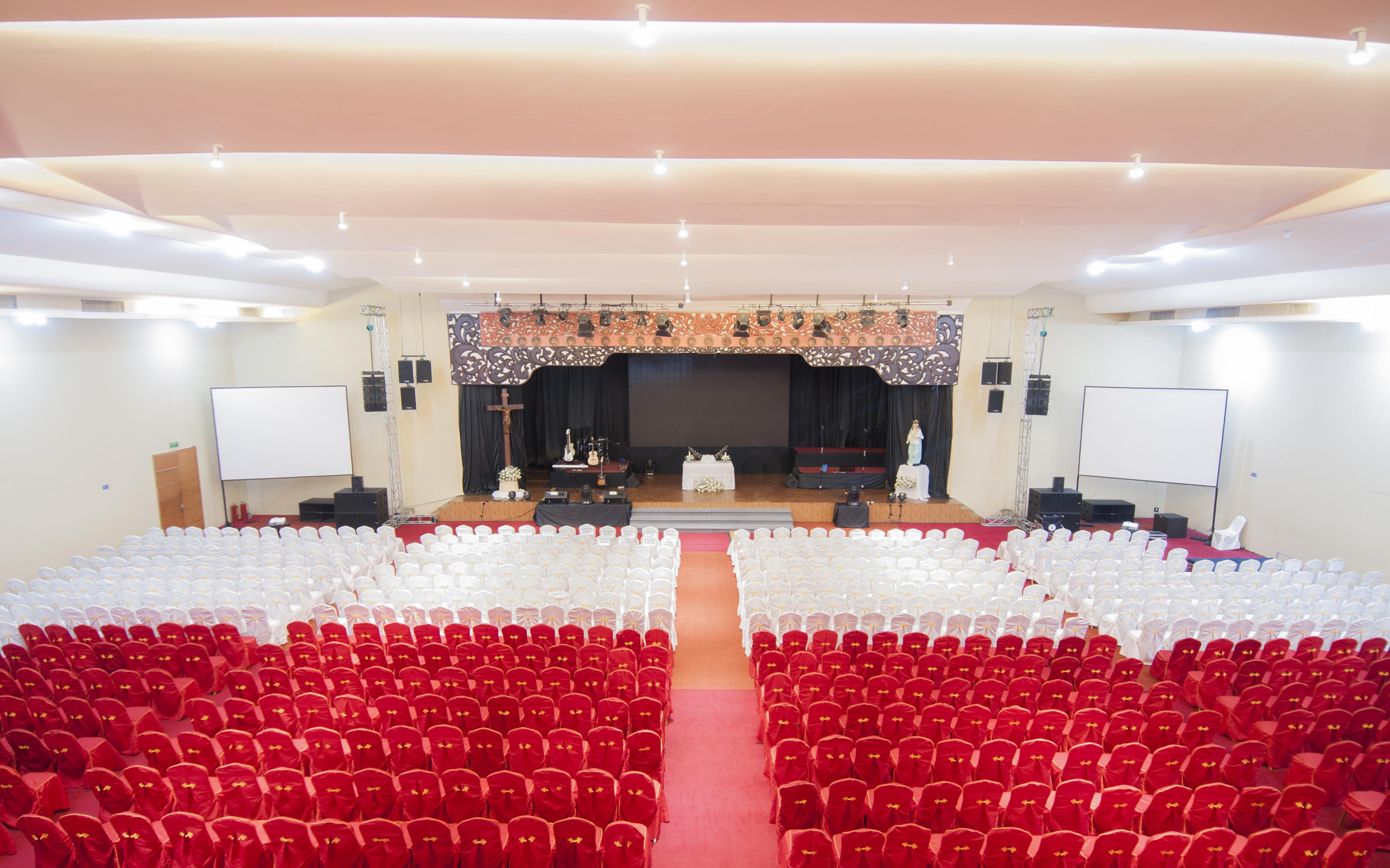 100 Sunset Kuta Hotel & Ballroom ภายนอก รูปภาพ